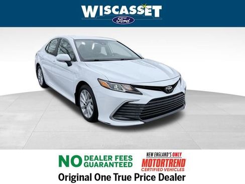 Used 2023 Toyota Camry LE w/ Convenience Package image 19