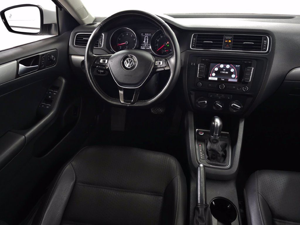 Used 2015 Volkswagen Jetta SE FWD image 15