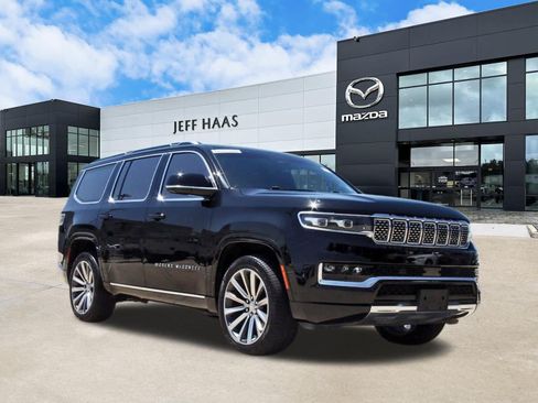 Used 2023 Jeep Grand Wagoneer Series II w/ Premium Group II AWD/4WD image 4