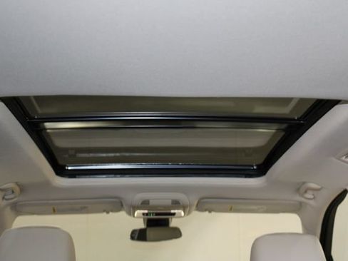 Used 2024 Cadillac XT6 Premium Luxury AWD/4WD image 34