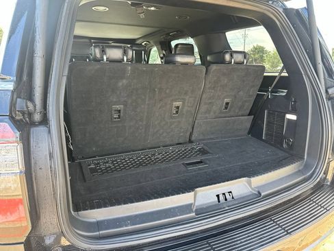 Used 2020 Ford Expedition Limited RWD image 15