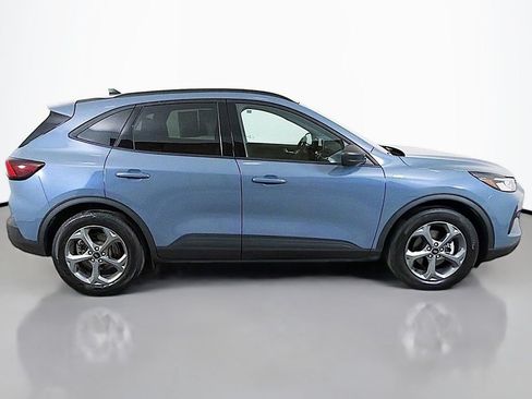 Used 2025 Ford Escape ST-Line FWD image 14