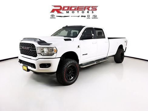 Certified 2022 RAM 3500 Big Horn w/ Level A Equipment Group image 3