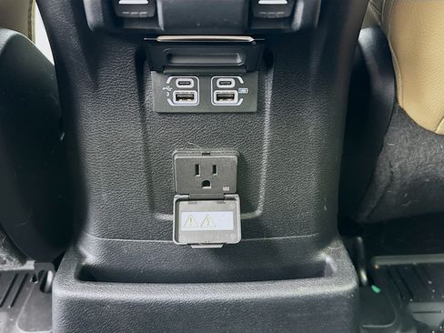 Used 2018 Jeep Wrangler Unlimited Sahara w/ Dual Top Group AWD/4WD image 16