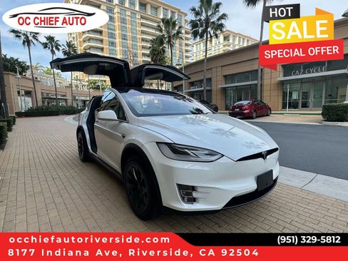 Used 2020 Tesla Model X Long Range AWD/4WD image 1