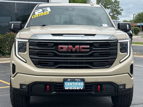 Certified 2023 GMC Sierra 1500 AT4 w/ AT4 Premium Package AWD/4WD image 4