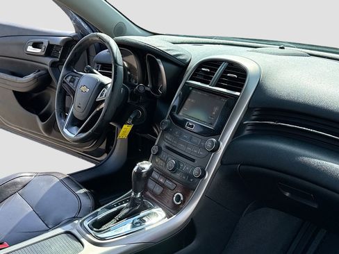 Used 2013 Chevrolet Malibu LT FWD image 5