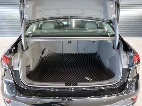 New 2026 Audi A6 Premium Plus image 9