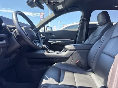 Used 2025 Cadillac XT4 Premium Luxury AWD/4WD image 13