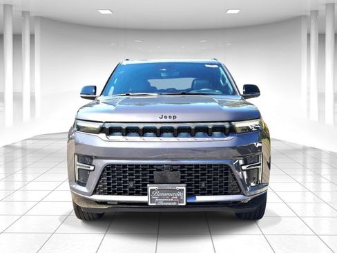 New 2026 Jeep Grand Wagoneer Limited AWD/4WD image 8