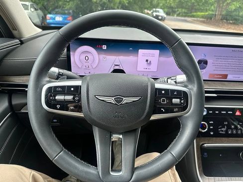 Used 2025 Genesis GV80 2.5T Select AWD/4WD image 9