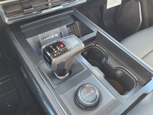 New 2026 GMC Hummer EV SUV image 37