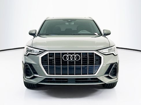 Used 2021 Audi Q3 2.0T Premium Plus w/ Premium Plus Package AWD/4WD image 2