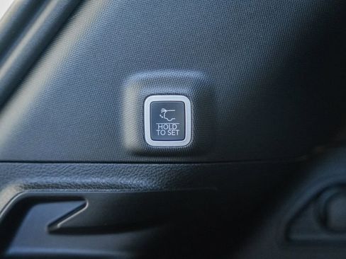 New 2026 Jeep Grand Cherokee Laredo AWD/4WD image 11