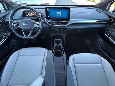 Used 2021 Volkswagen ID.4 Pro S image 10