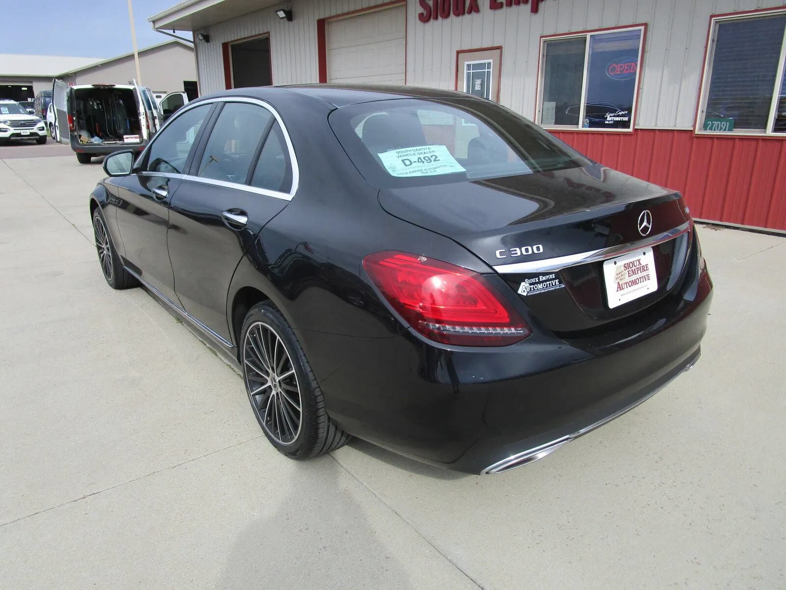 Used 2021 Mercedes-Benz C 300 4MATIC Sedan w/ Premium Package image 5