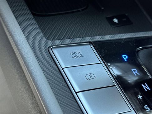 New 2025 Hyundai Elantra Sport image 25