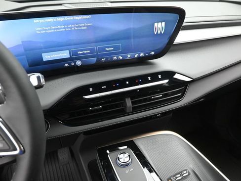 New 2026 Buick Enclave Avenir w/ Super Cruise Package AWD/4WD image 21