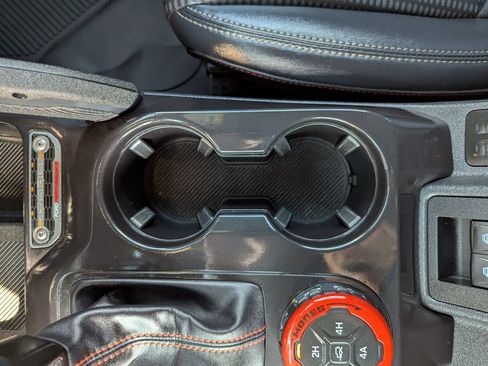 Used 2025 Ford Bronco Raptor AWD/4WD image 31