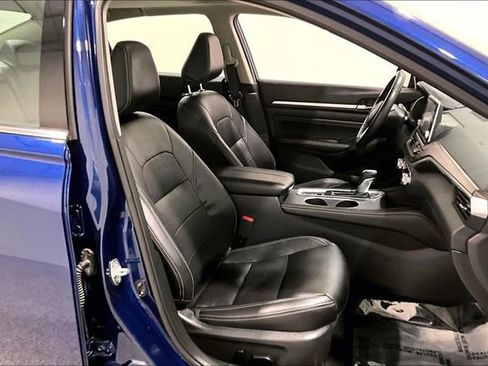 Used 2019 Nissan Altima 2.5 Platinum AWD/4WD image 29