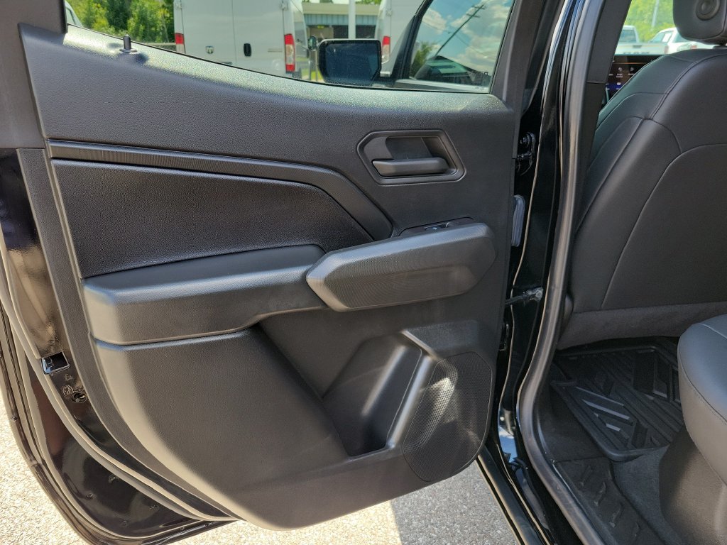 Used 2024 Chevrolet Colorado Trail Boss w/ Advanced Trailering Package AWD/4WD image 14