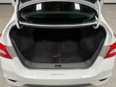 Used 2018 Nissan Sentra SR w/ Electronics Package image 27