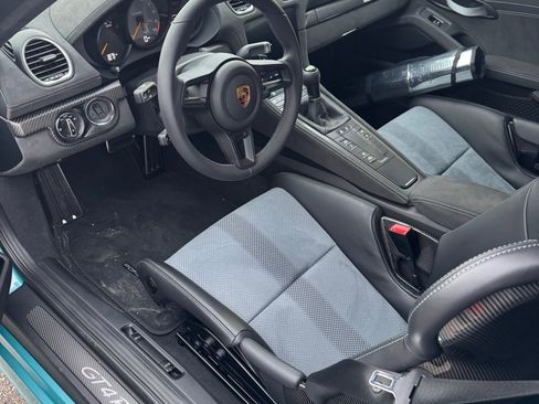 Used 2025 Porsche 718 Cayman GT4 RS image 9