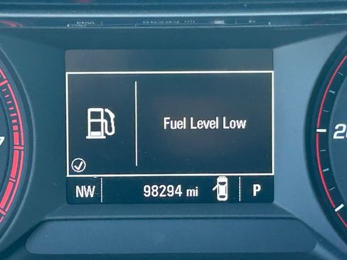 Used 2022 Chevrolet TrailBlazer RS FWD image 24