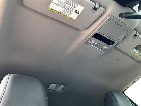 Used 2020 Toyota Tacoma SR w/ SR Convenience Package image 13