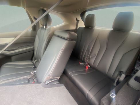 Used 2026 Acura MDX FWD image 24
