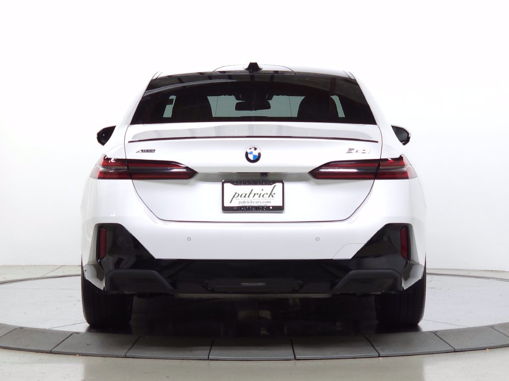 Used 2024 BMW 540i xDrive w/ Executive Package AWD/4WD image 7