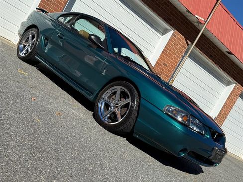Used 1997 Ford Mustang Cobra RWD image 26