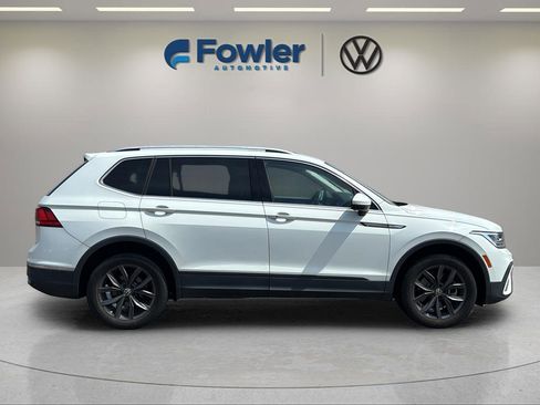 Used 2022 Volkswagen Tiguan SE FWD image 8