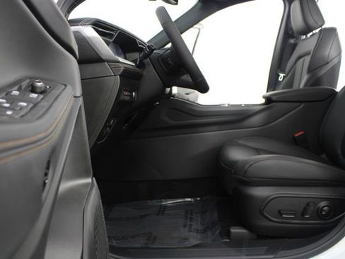 New 2026 Jeep Cherokee Limited image 16