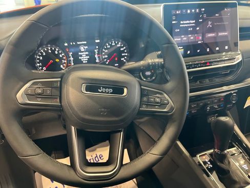New 2026 Jeep Compass Limited AWD/4WD image 9