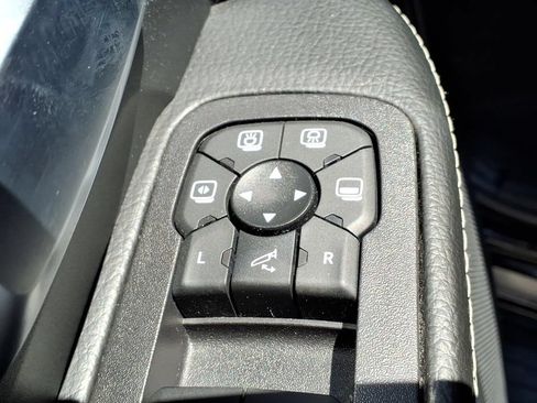 Used 2026 RAM 2500 Big Horn AWD/4WD image 28