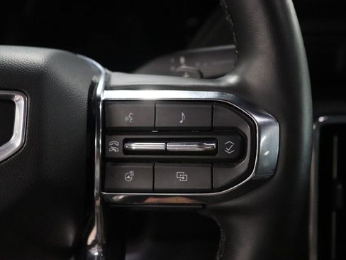 Used 2025 GMC Yukon Denali AWD/4WD image 38