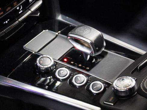 Used 2015 Mercedes-Benz E 63 AMG S-Model image 63