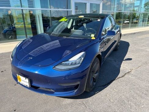 Used 2018 Tesla Model 3 Long Range AWD/4WD image 2