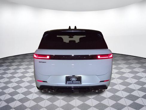 New 2026 Land Rover Range Rover Sport Dynamic SE AWD/4WD image 4