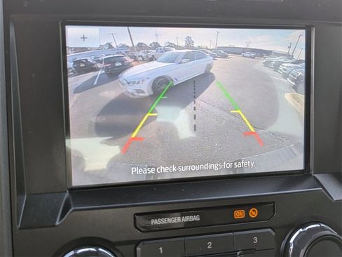 Used 2022 Ford F250 XL w/ Power Equipment Group image 11