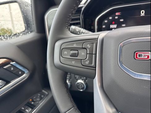 New 2026 GMC Sierra 1500 Elevation image 15