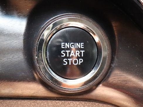 Used 2017 Toyota Avalon Limited w/ All Weather Liner Package FWD image 54