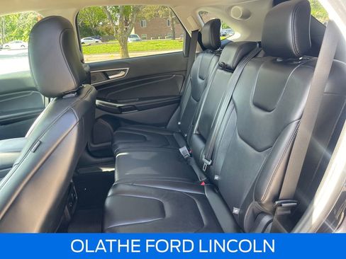 Certified 2021 Ford Edge Titanium AWD/4WD image 25