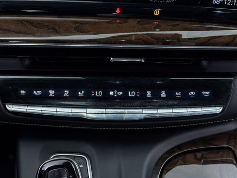 Used 2021 Cadillac Escalade Sport Platinum w/ Heavy-Duty Trailer Package image 38