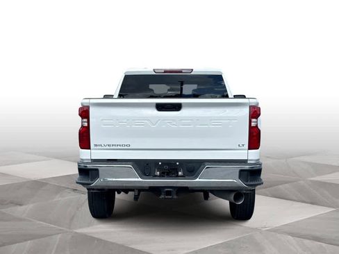 Used 2025 Chevrolet Silverado 2500 LT w/ Convenience Package AWD/4WD image 7