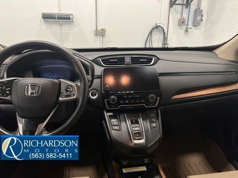 Used 2022 Honda CR-V Touring image 11