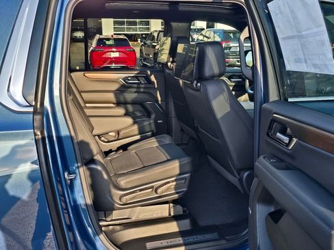 New 2026 GMC Yukon XL Denali w/ Advanced Technology Package AWD/4WD image 35
