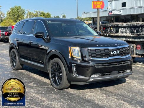 Used 2022 Kia Telluride SX w/ Towing Package image 3