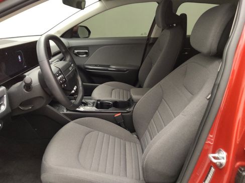 Used 2025 Kia K4 EX FWD image 17